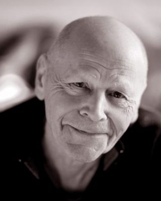 Pierre Michon : " La littérature a aidé l'homme à devenir plus humain"