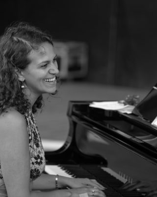 Leila Olivesi - Tyi - DR