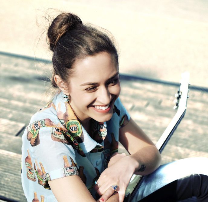 Nina Attal - Wha