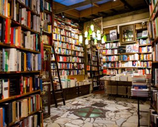 SHAKESPEARE & CO - Paris Librairie